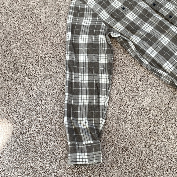 Lucky Brand Men’s Flannel Button Down Shirt - Picture 2 of 8